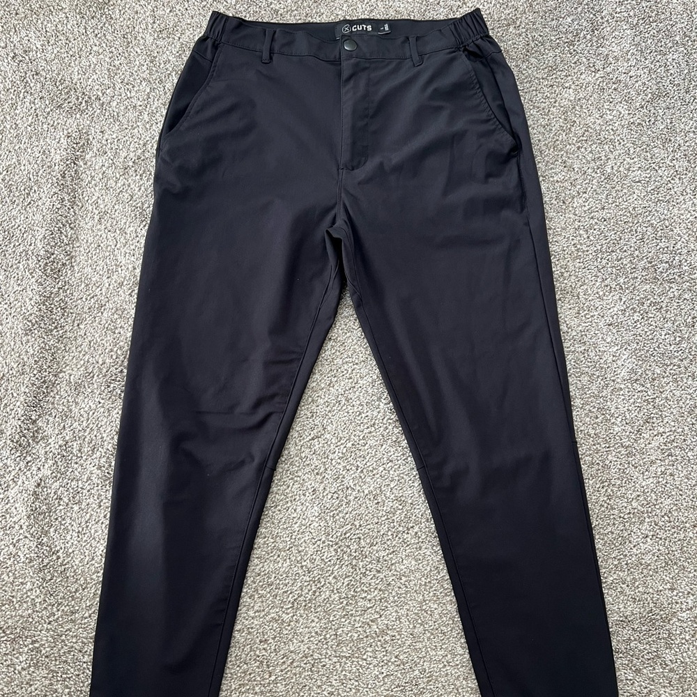 CUTS AO Jogger